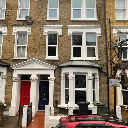Beautiful 1-Bed Studio In London Exteriör bild