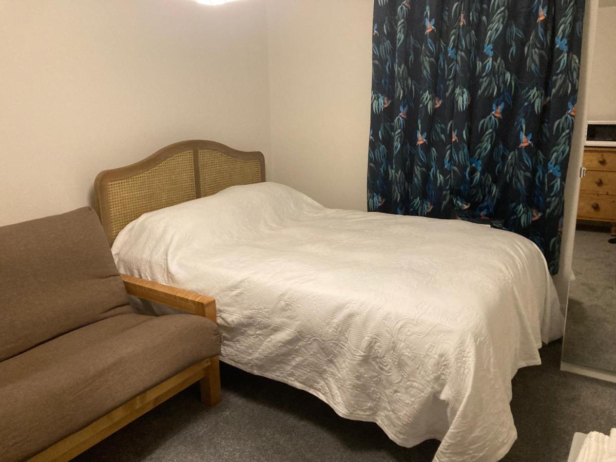 Beautiful 1-Bed Studio In London Exteriör bild